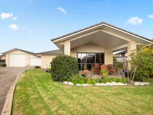 11 Glenbogle Drive, Buckland