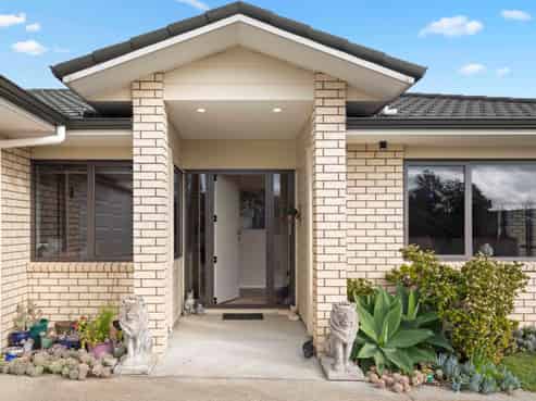 11 Glenbogle Drive, Buckland