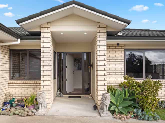 11 Glenbogle Drive, Buckland