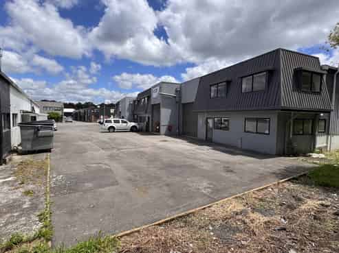 Refreshed and ready to go warehouse with carparks