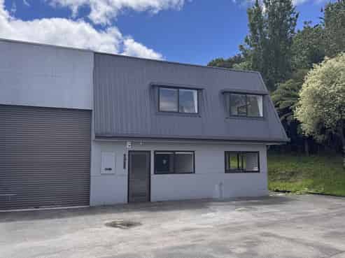 Refreshed and ready to go warehouse with carparks