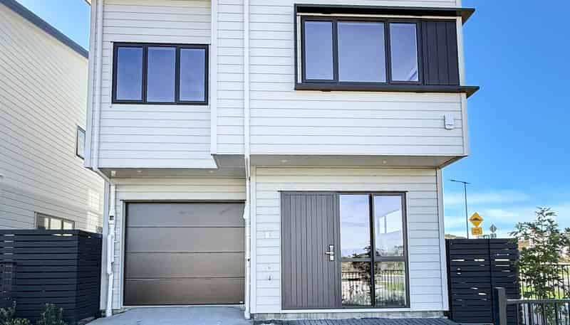 1 Greenbrier Street, Westgate