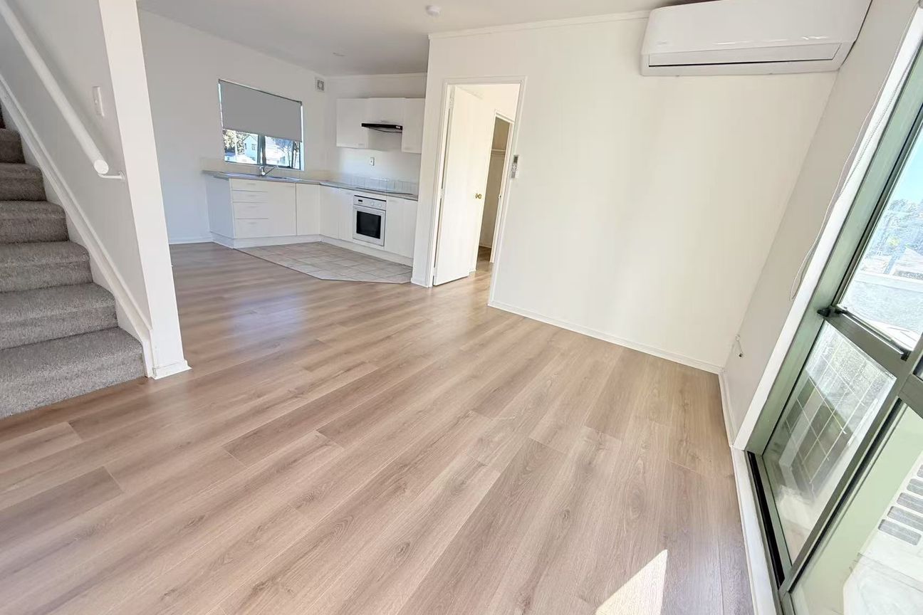 Mt. Wellington Charming 3 bedrooms Townhouse - Widok 2