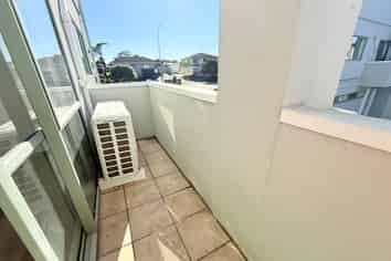 Auckland - Address withheld