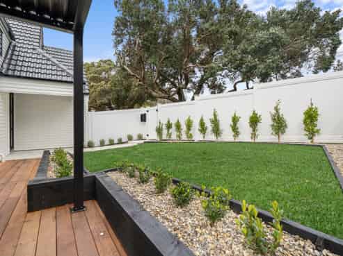 1/142 Riddell Road, Glendowie