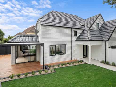 1/142 Riddell Road, Glendowie