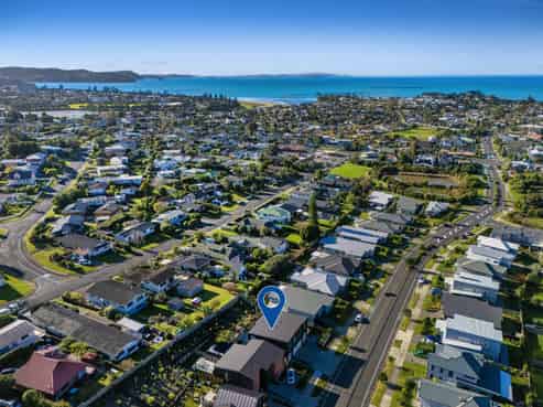 28B Kukuwai Avenue, Red Beach