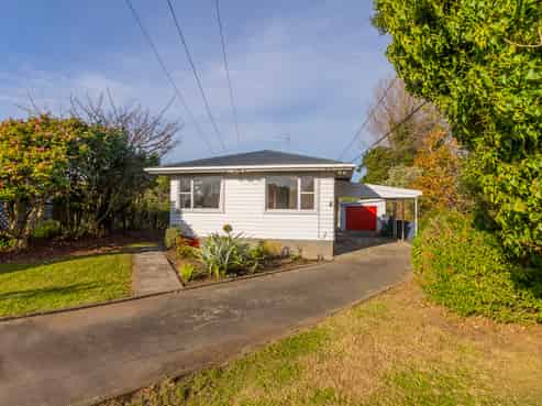 42 Kiwi Road, Raumati Beach