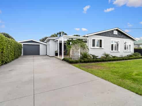 4 Barrett Road, Spotswood
