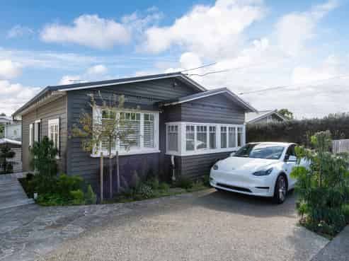 44 Warwick Avenue, Westmere
