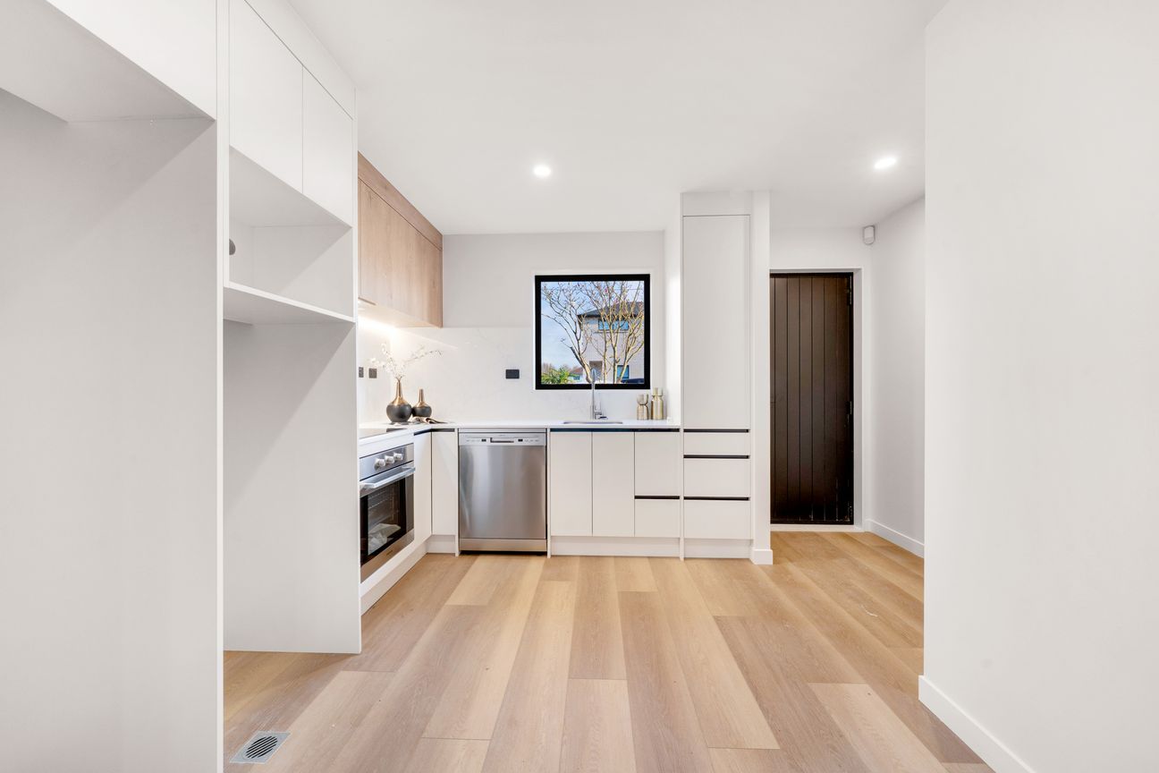 Sun, Space + Style in a Premium Position - Widok 4