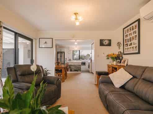 14 Pollen Street, Woodville