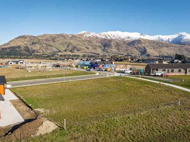 29 Packer Road, Wanaka