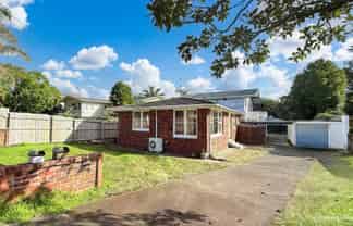 1/62C Te Atatu Road, Te Atatu South