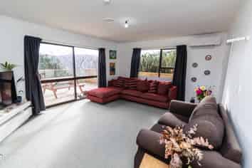 18  Tobago Crescent , Grenada North