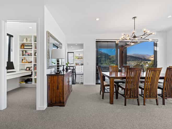 10 Old Homestead Place, Kelvin Heights