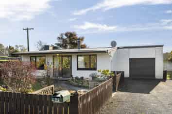 47 Stewart Street, Waikouaiti