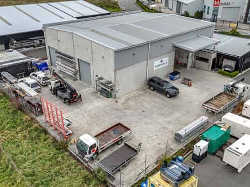 High spec architectural premise - rarely available