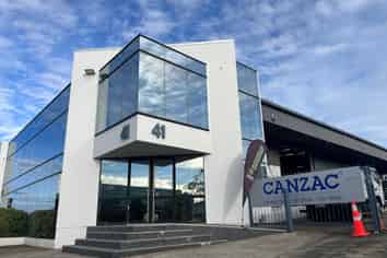 STRATEGIC MANGERE OFFICE NEAR AUCKLAND AIRPORT
