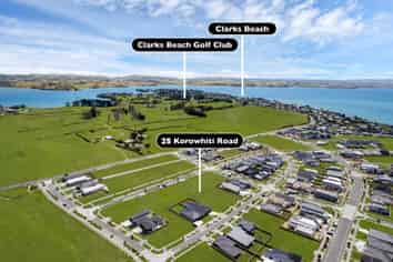 25 Korowhiti Road, Clarks Beach