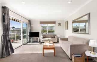 33/8 Village Place, Tuakau