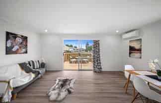 1/12 Kennington Drive, Clendon Park