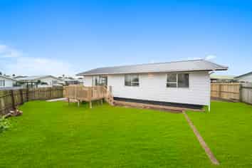 1/12 Kennington Drive, Clendon Park