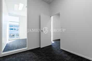 BRIGHT MODERN OFFICE IN PENROSE