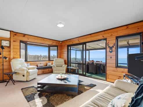 171 Pukehina Parade, Pukehina