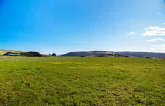 360 Gleeson Road, Pollok