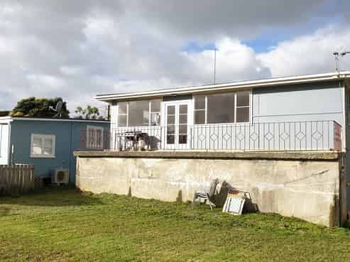 15 James McLeod Road, Shelly Beach