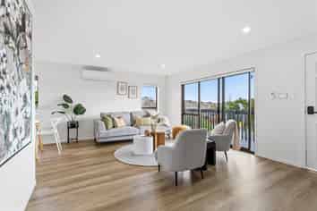 27B Galloway Crescent, Farm Cove