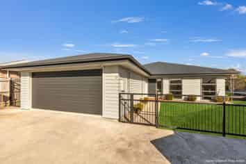 17 Story Street, Foxton Beach