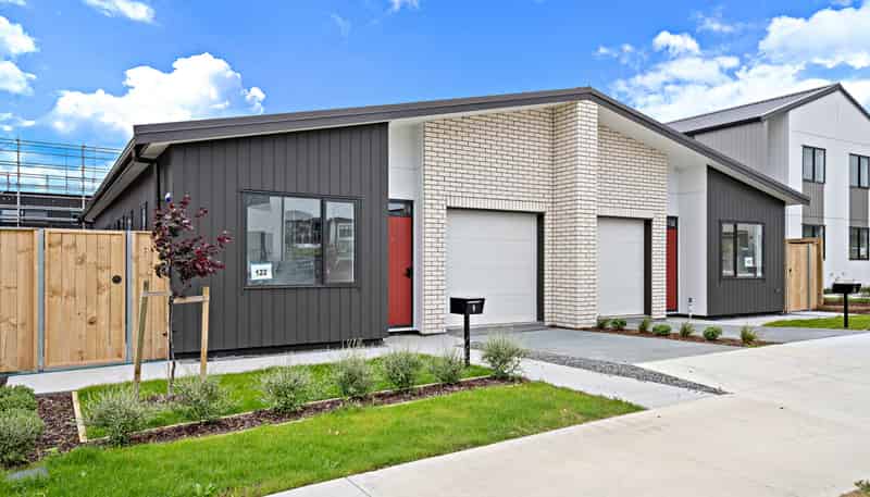 13 Karamu Road, Flat Bush