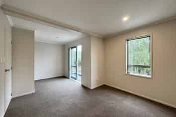 42 Chapel Road, Flat Bush