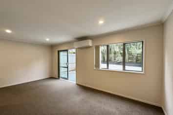 42 Chapel Road, Flat Bush