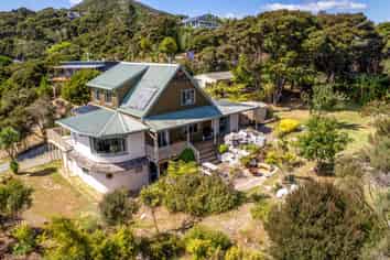 18 Lichen Grove, Russell