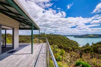104 Te Wahapu Road, Russell