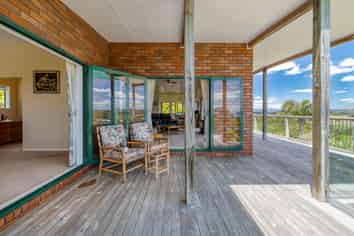 264A Kempthorne Road, Jacks Bay, Russell