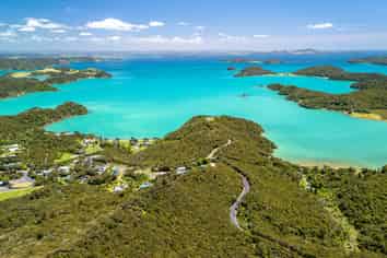 264A Kempthorne Road, Jacks Bay, Russell