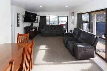  6 Rinaha Place, Koutu