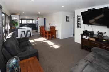  6 Rinaha Place, Koutu