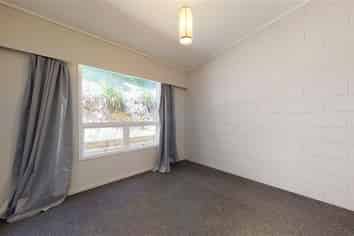 b/32 Bedford Street, Northland