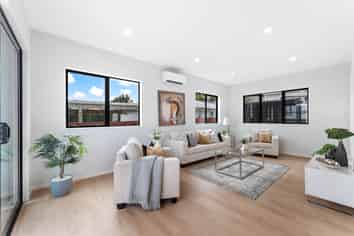 76A Bond Crescent, Forrest Hill
