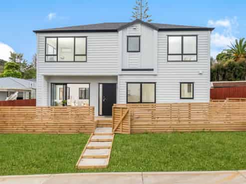 76A Bond Crescent, Forrest Hill