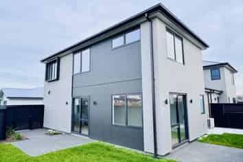 71 Chrysolite Place, Belfast