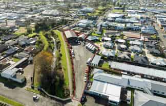 Modern workshop and large secure yard for lease