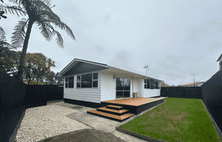 17 Carlton Terrace, Westown