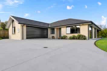 31 Muritai Road, Parua Bay
