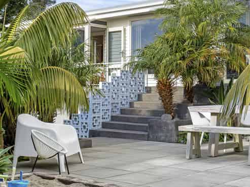 37 McFarlane Street, Oakura